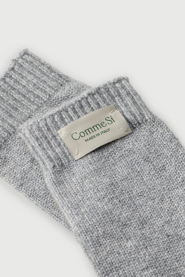 The Cashmere Knit Accessories Set
